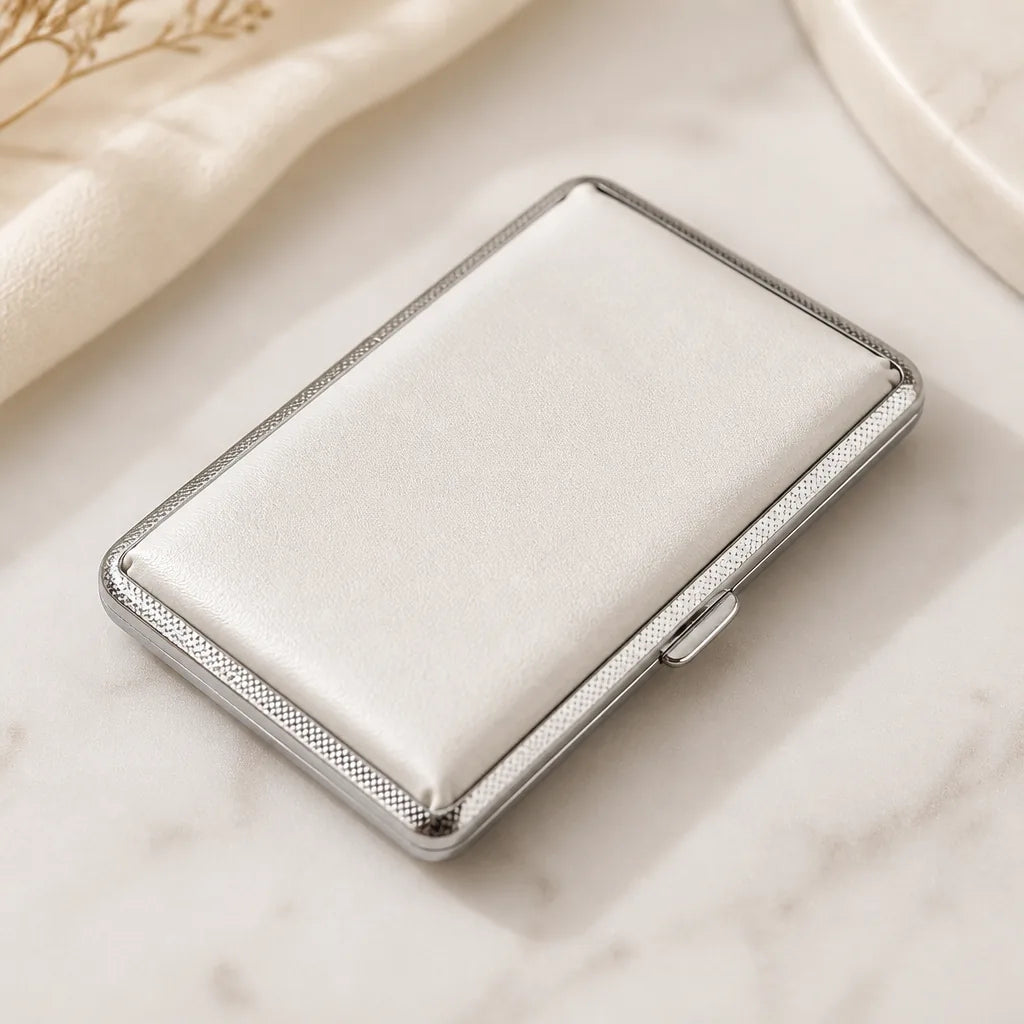 Petit Porte Cigarette Femme